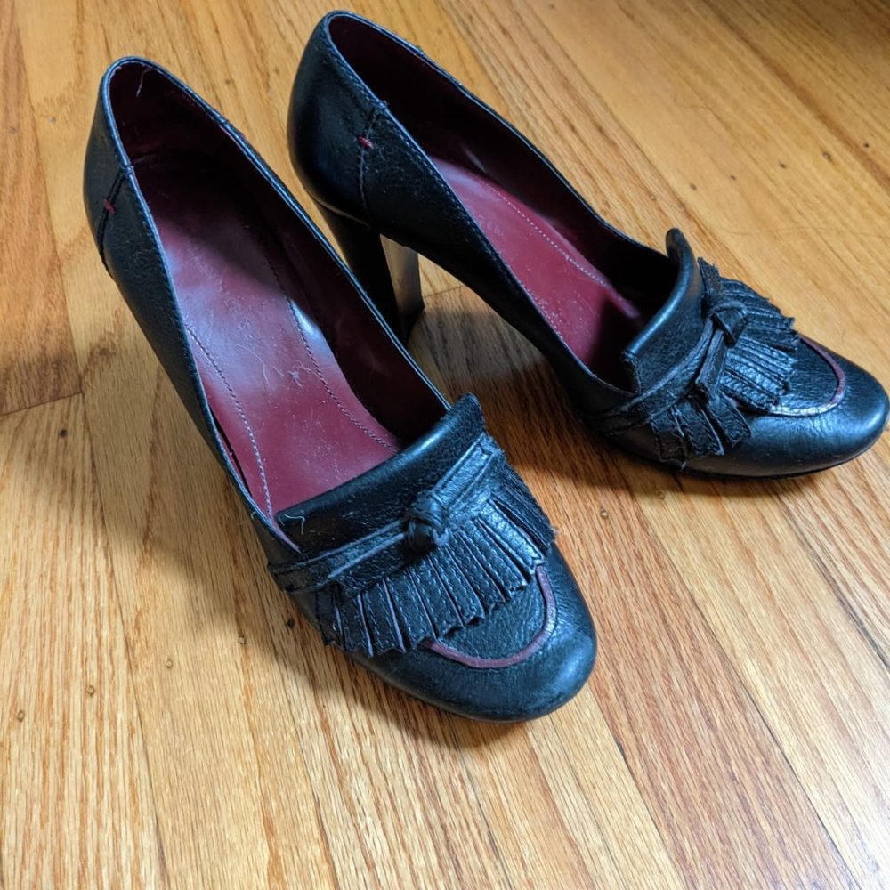 High heels - Picture 2 of 5